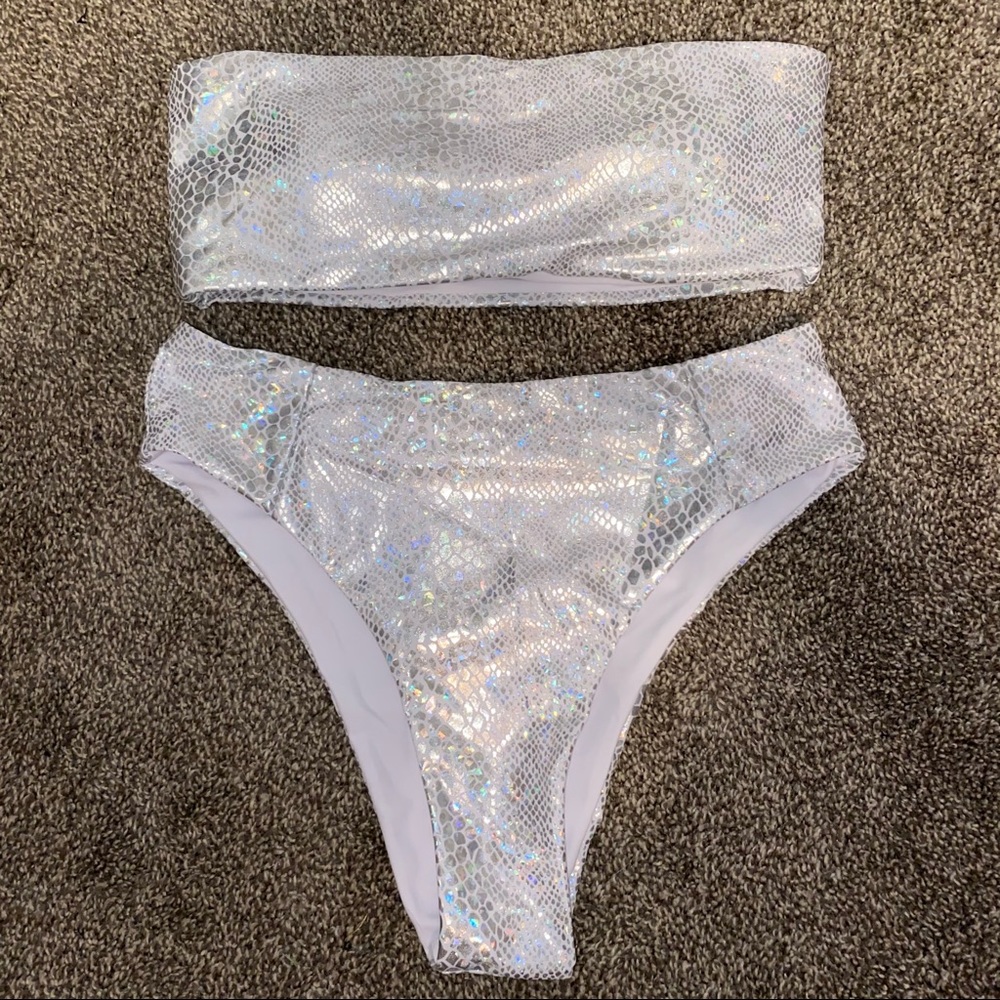 SHEIN NWOT HOLOGRAPHIC ANIMAL PRINT SWIMSUIT SET